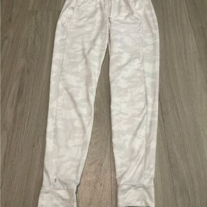 NOBULL White Camouflage Pants
